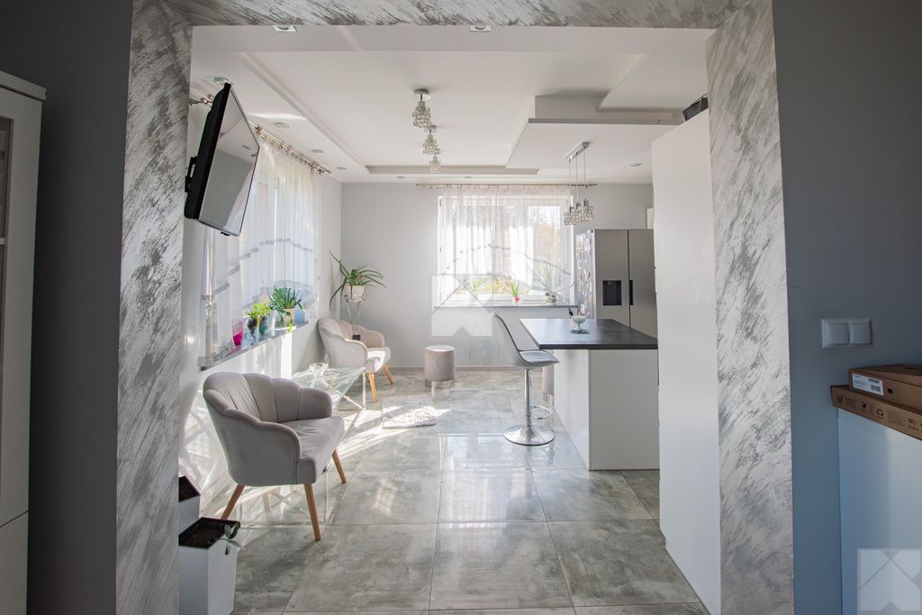 dom wolnostojący, 5 pokoi Skolin. Zdjęcie 5