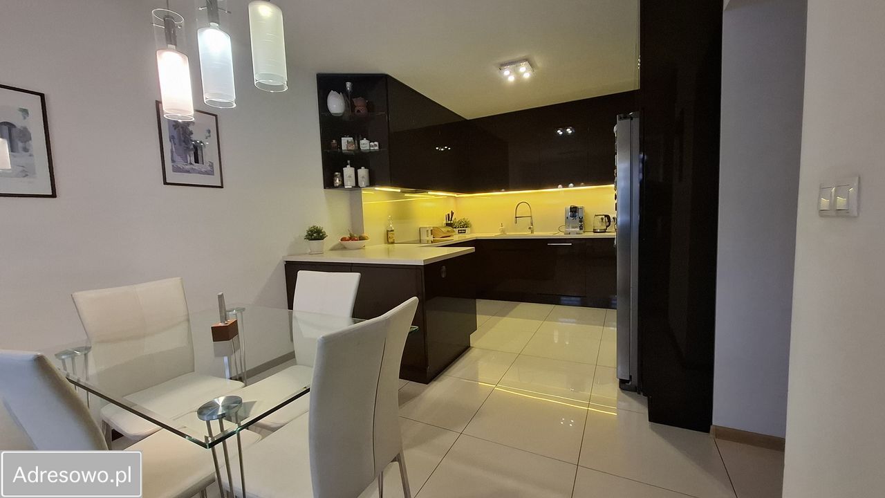 dom szeregowy, 6 pokoi Warszawa Bemowo, ul. Lazurowa. Zdjęcie 9