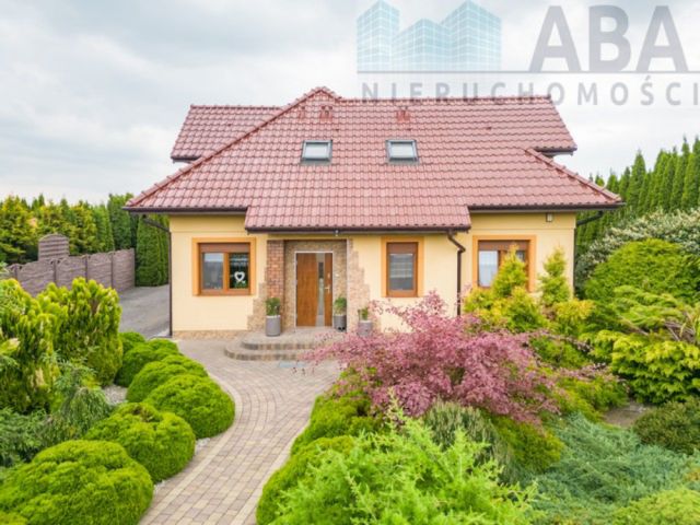 dom wolnostojący, 6 pokoi Posada, ul. Asnyka. Zdjęcie 1