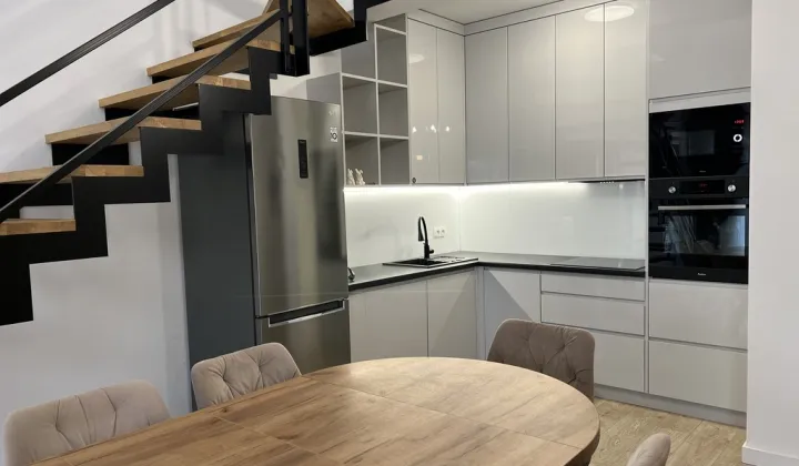 Mieszkanie 5-pokojowe Rzeszów, ul. Romana Krogulskiego