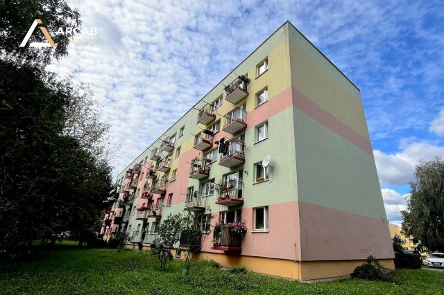 Mieszkanie 3-pokojowe Kielce, pl. marsz. Józefa Piłsudskiego. Zdjęcie 2