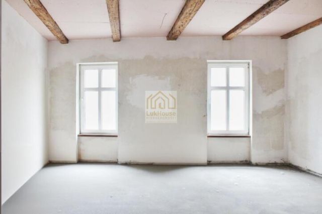 Mieszkanie 3-pokojowe Bytom, ul. marsz. Józefa Piłsudskiego. Zdjęcie 1