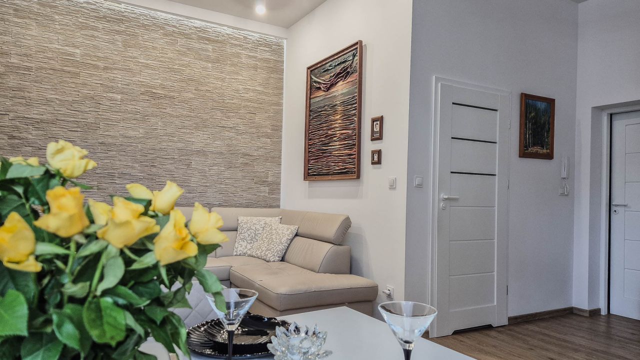 Mieszkanie 3-pokojowe Jelenia Góra Centrum, ul. Jana Matejki. Zdjęcie 16