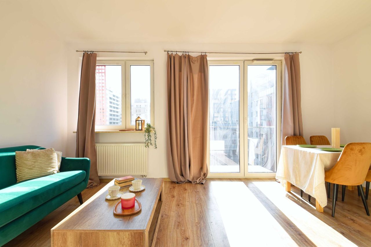 Mieszkanie 4-pokojowe Warszawa Mokotów, ul. Cybernetyki. Zdjęcie 1