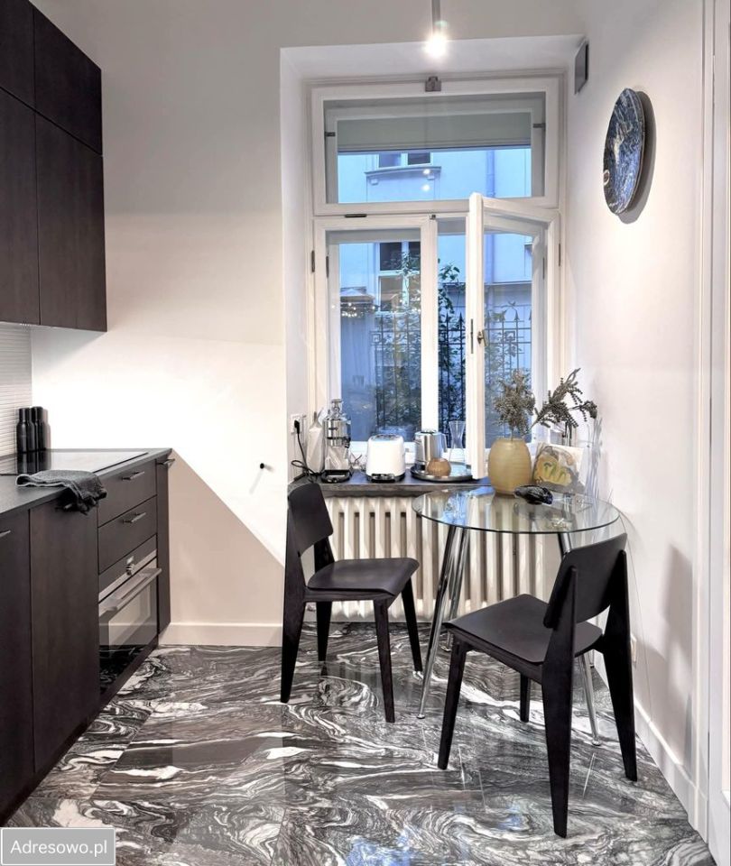 Mieszkanie 2-pokojowe Warszawa Powiśle, ul. Czerwonego Krzyża. Zdjęcie 2