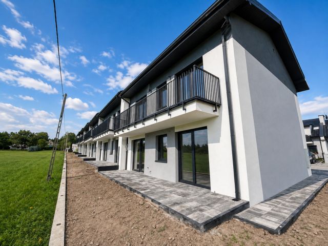 Mieszkanie 3-pokojowe Głogów Małopolski, ul. Bursztynowa. Zdjęcie 3
