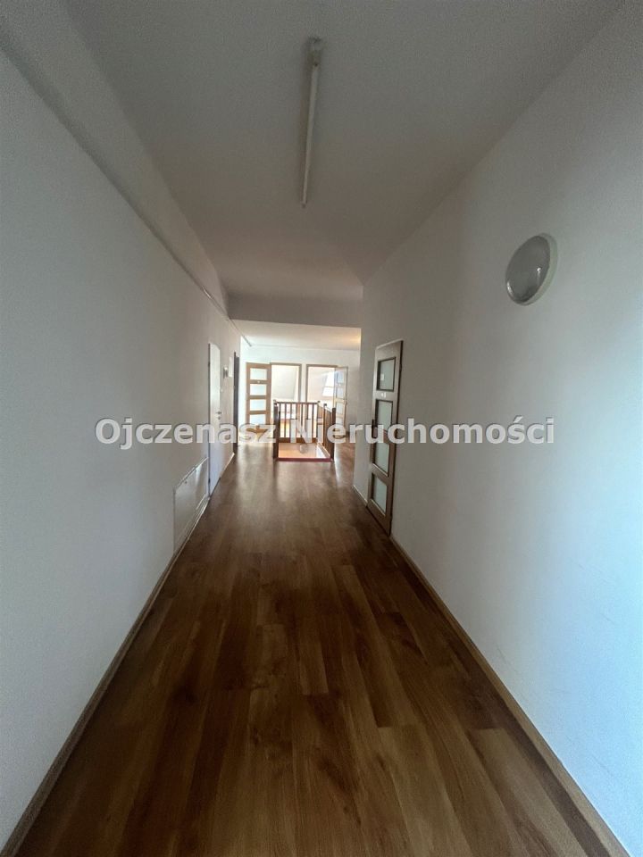 dom wolnostojący, 12 pokoi Ciele. Zdjęcie 15