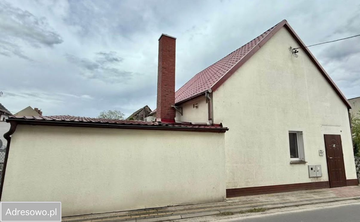 dom wolnostojący, 1 pokój Tuplice. Zdjęcie 2