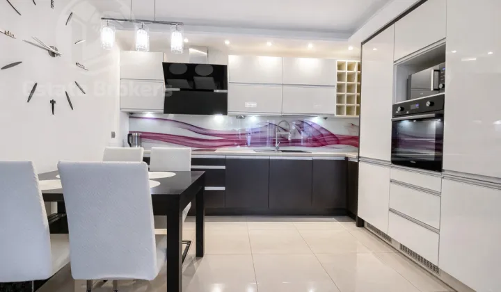 Mieszkanie 3-pokojowe Wrocław Krzyki, al. Wiśniowa