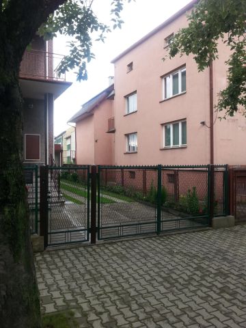 dom wolnostojący, 8 pokoi Nowy Sącz Zawadka, ul. Mikołaja Reja. Zdjęcie 1