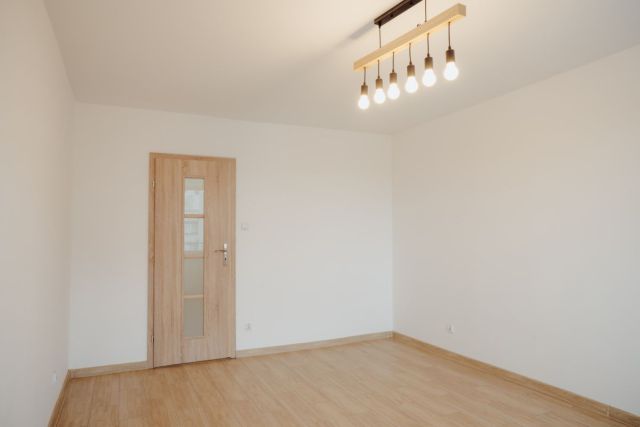 Mieszkanie 2-pokojowe Łódź Chojny, ul. Lecznicza. Zdjęcie 2