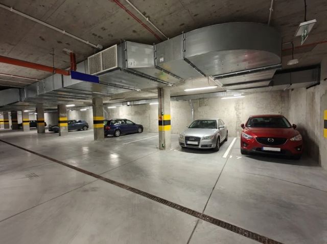 Garaż/miejsce parkingowe Lublin Kośminek, ul. Startowa. Zdjęcie 1