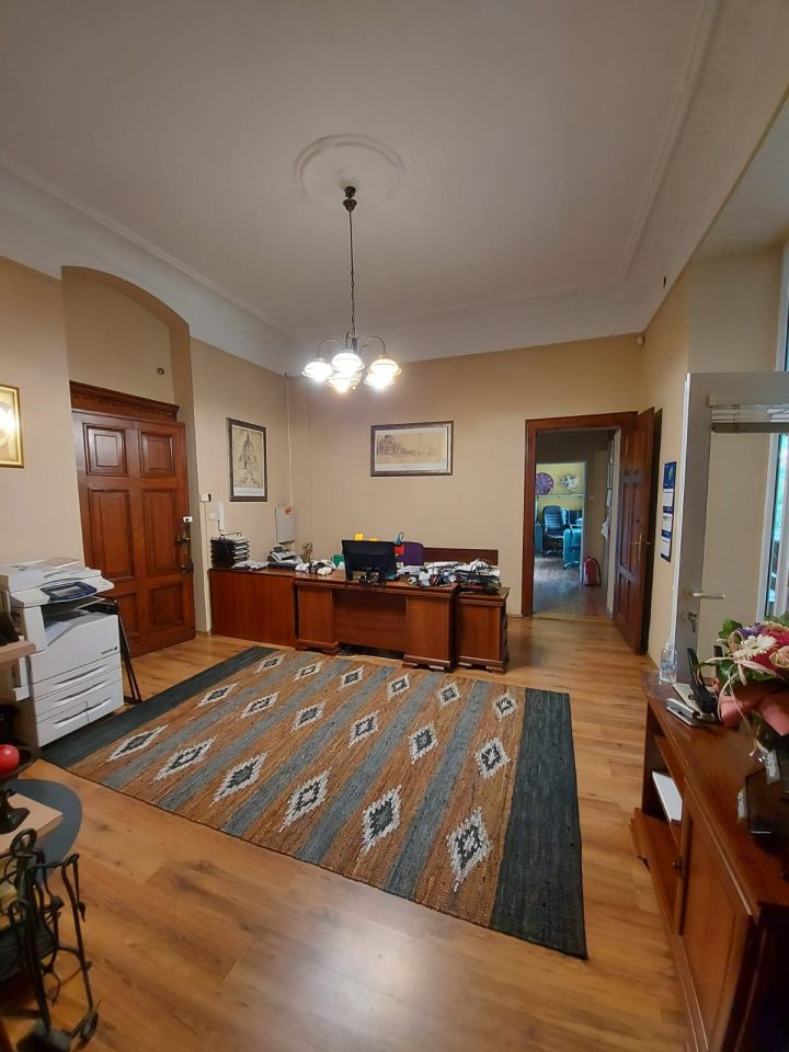 Lokal Jelenia Góra Centrum, ul. Adama Mickiewicza. Zdjęcie 3