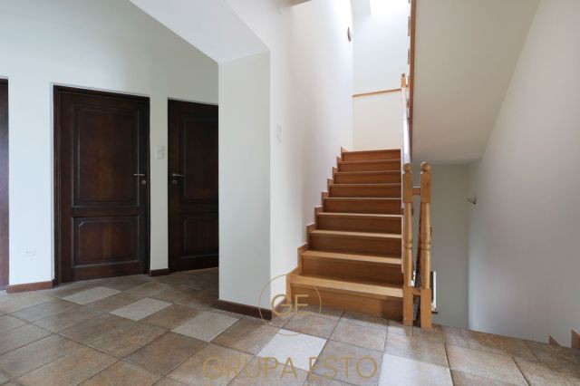 dom wolnostojący, 8 pokoi Kraków Kliny, ul. Narvik. Zdjęcie 23