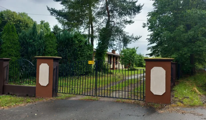 dom wolnostojący, 5 pokoi Pieniężno, ul. Sienkiewicza