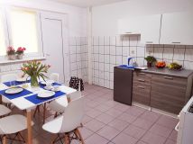 dom wolnostojący, 10 pokoi Stara Dobrzyca. Zdjęcie 3