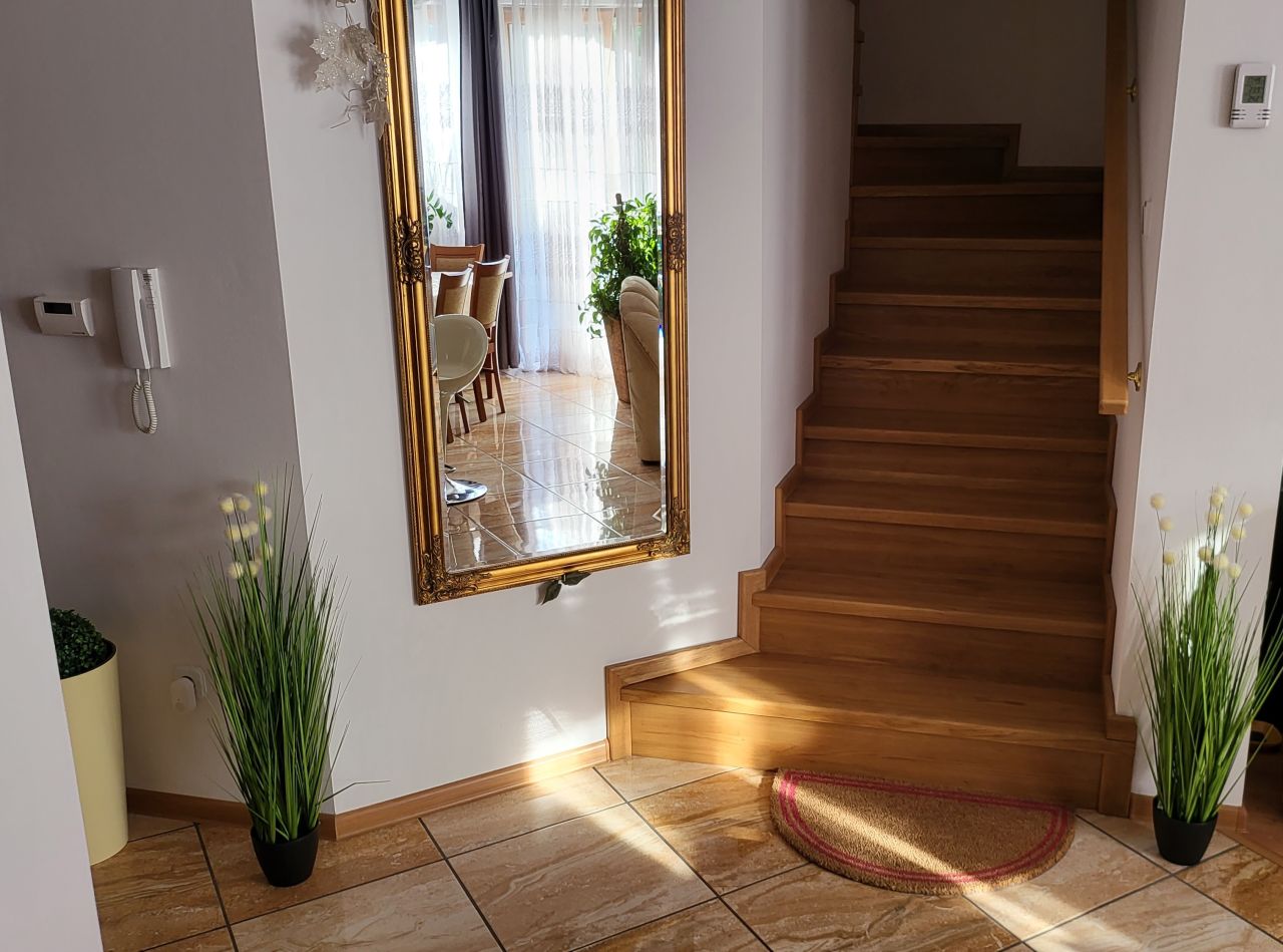 inny, 5 pokoi Węgrzce. Zdjęcie 3