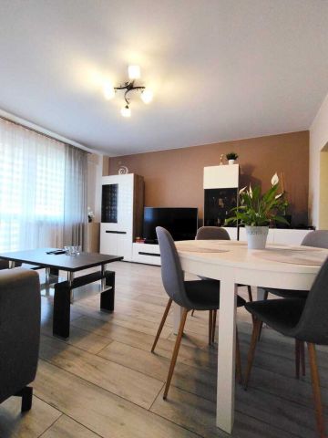 Mieszkanie 3-pokojowe Bełchatów, ul. Nefrytowa. Zdjęcie 2