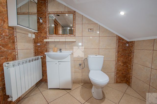 dom wolnostojący, 5 pokoi Skolin. Zdjęcie 13