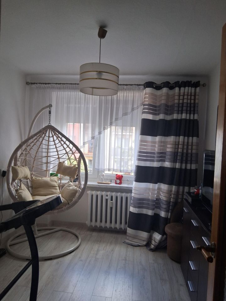 Mieszkanie 3-pokojowe Ostrzeszów, os. Osiedle Zamkowe. Zdjęcie 3