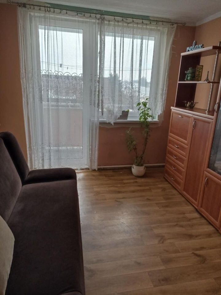 Mieszkanie 3-pokojowe Strzepowo. Zdjęcie 5