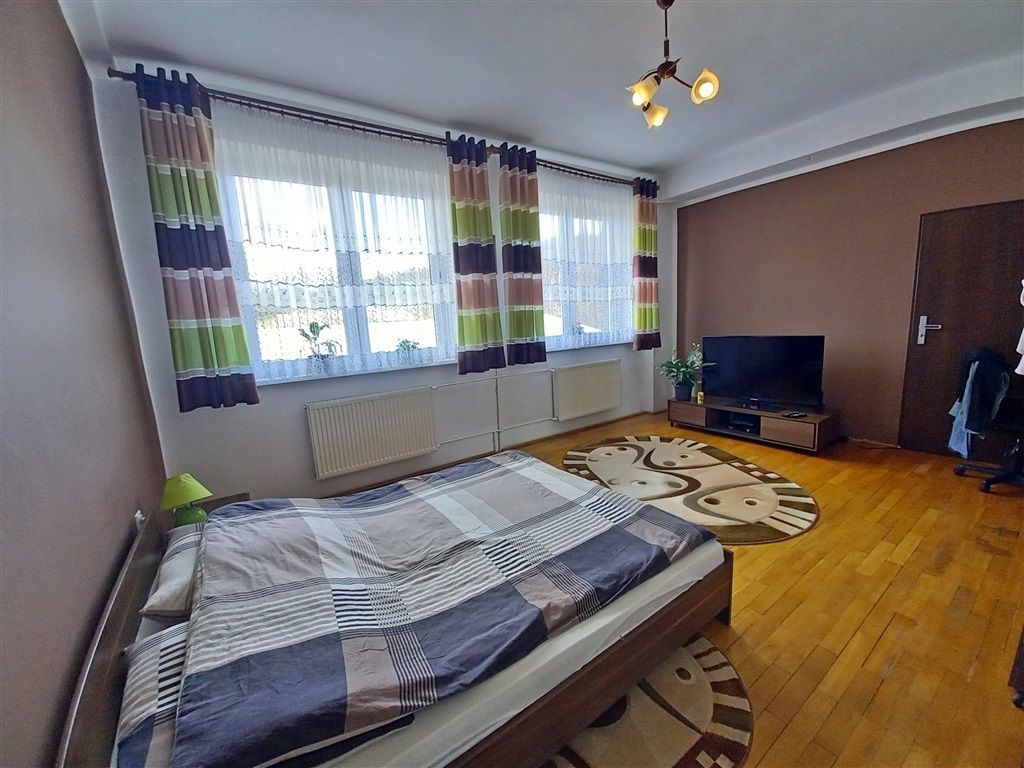 dom szeregowy, 12 pokoi Orłowice. Zdjęcie 3