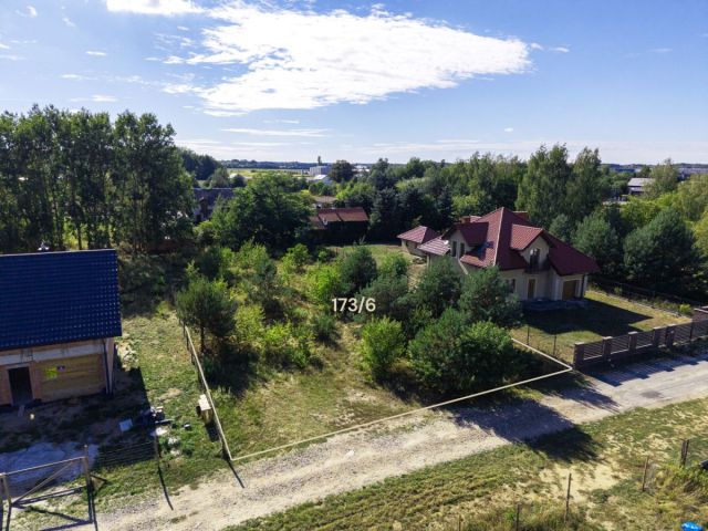 Działka budowlana Kajetany, ul. Złotego Dębu. Zdjęcie 1