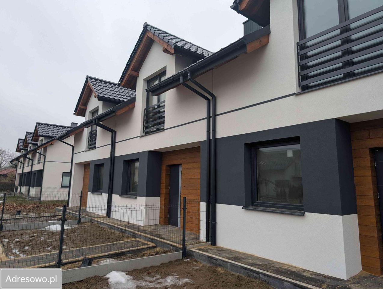 dom szeregowy, 4 pokoje Dobroszyce, ul. Lipowa. Zdjęcie 8