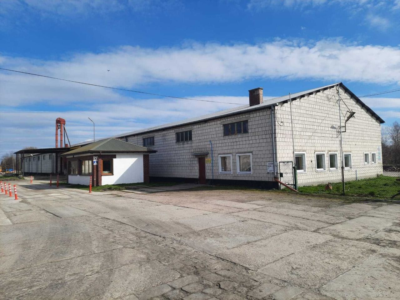 Hala/magazyn Werbkowice, ul. Józefa Piłsudskiego. Zdjęcie 1