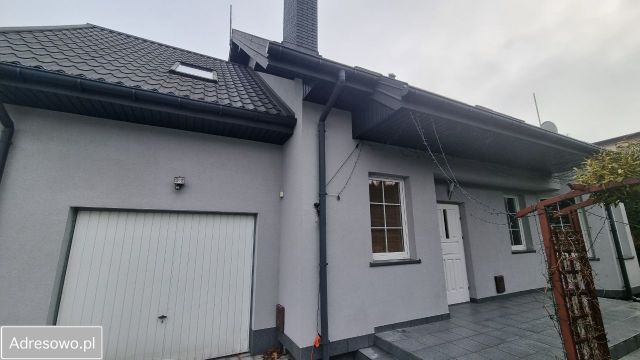 dom wolnostojący, 6 pokoi Łęczyca, ul. Staromiejska. Zdjęcie 1