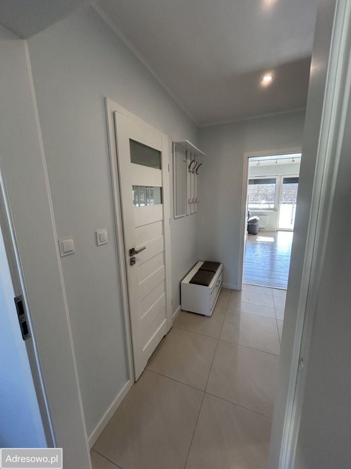 Mieszkanie 2-pokojowe Jelenia Góra Centrum, ul. Osiedle Robotnicze. Zdjęcie 13