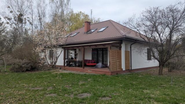 dom wolnostojący, 6 pokoi Złotokłos. Zdjęcie 3