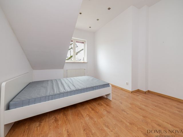 Mieszkanie 4-pokojowe Warszawa Wesoła, ul. Dworkowa. Zdjęcie 2