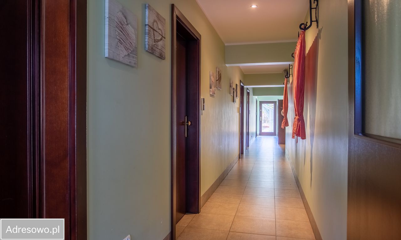 Nieruchomość komercyjna Biały Bór. Zdjęcie 9