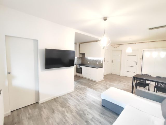 Mieszkanie 4-pokojowe Wrocław Stabłowice, ul. Wełniana. Zdjęcie 1