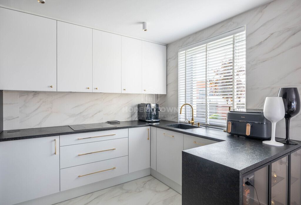 dom wolnostojący, 6 pokoi Lesznowola. Zdjęcie 6