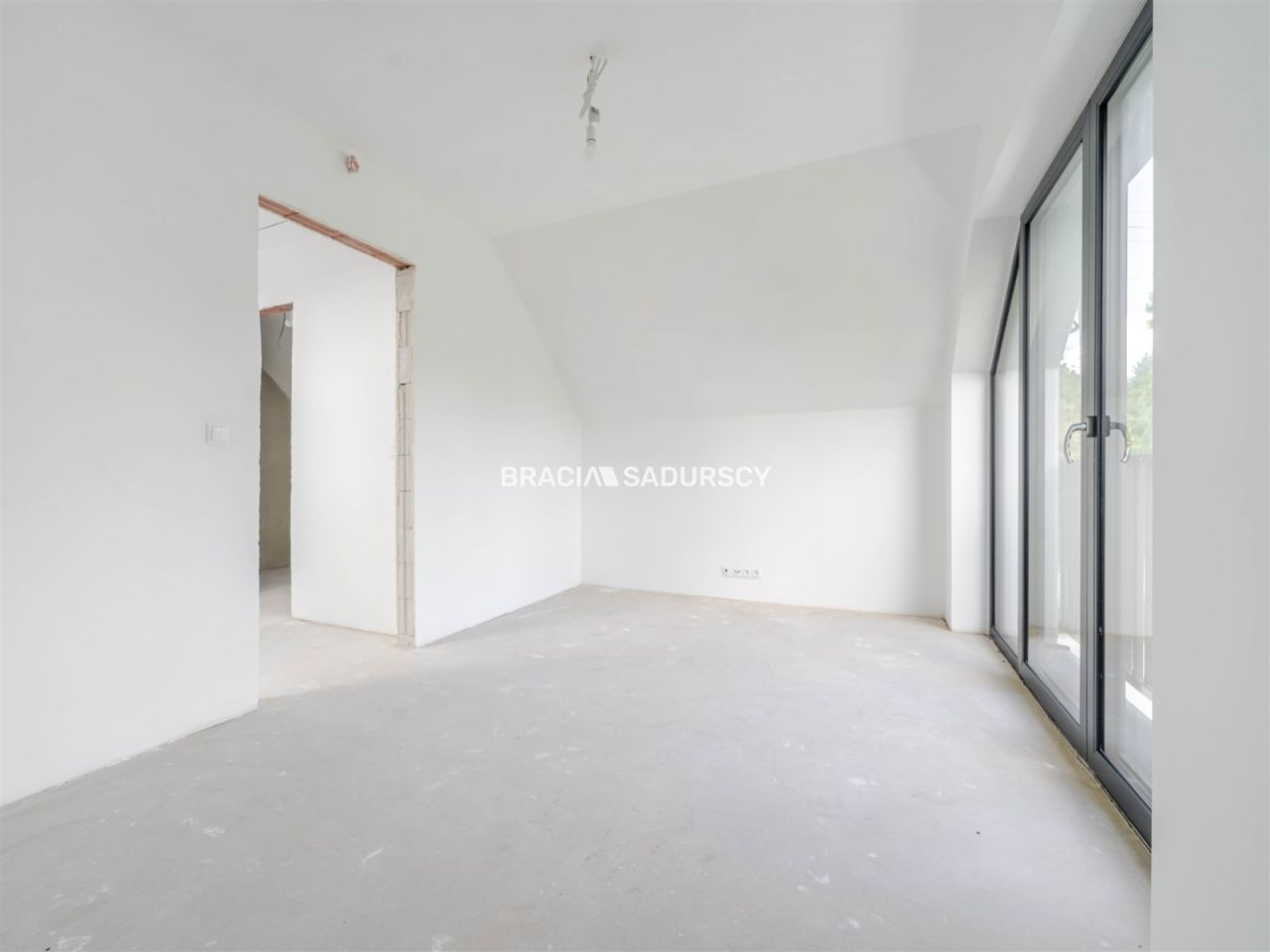 dom wolnostojący, 4 pokoje Koźmice Małe. Zdjęcie 17