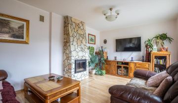 dom wolnostojący, 5 pokoi Brzeźnica, ul. Krakowska