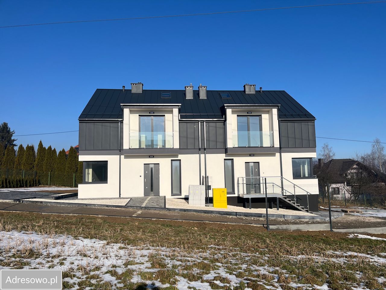 bliźniak, 4 pokoje Pietrzykowice, ul. Skośna. Zdjęcie 1