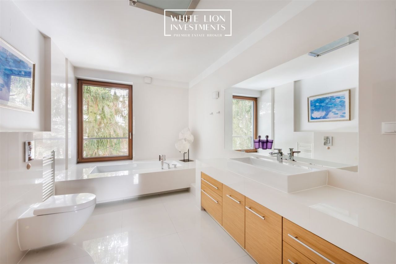 dom wolnostojący, 7 pokoi Komorów, ul. Północna. Zdjęcie 8