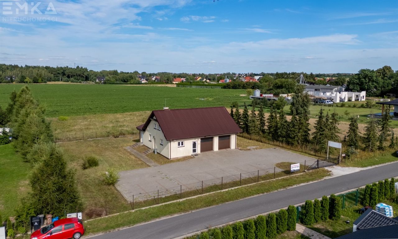 dom wolnostojący, 5 pokoi Łubianka, ul. bp. A. Szelążka. Zdjęcie 3