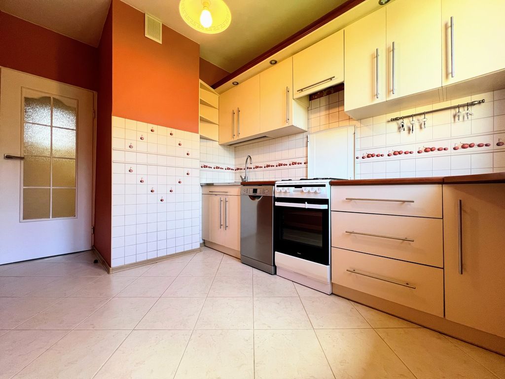 Mieszkanie 3-pokojowe Rzeszów, ul. Szarych Szeregów. Zdjęcie 3