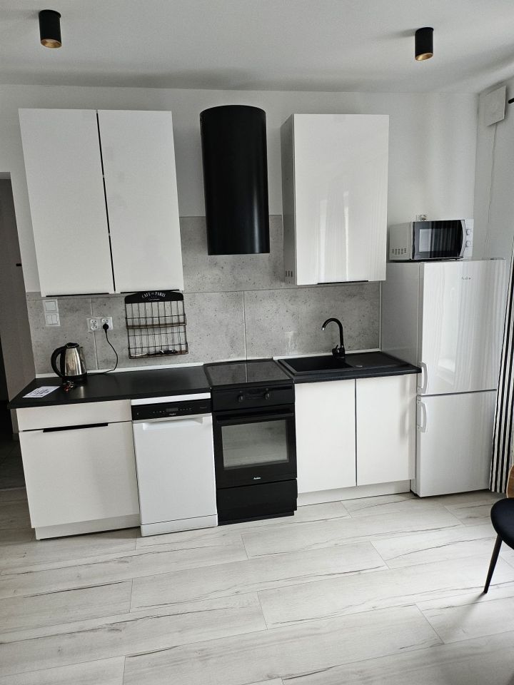 Mieszkanie 2-pokojowe Świebodzice. Zdjęcie 3