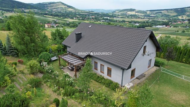 dom wolnostojący, 6 pokoi Białawoda. Zdjęcie 2