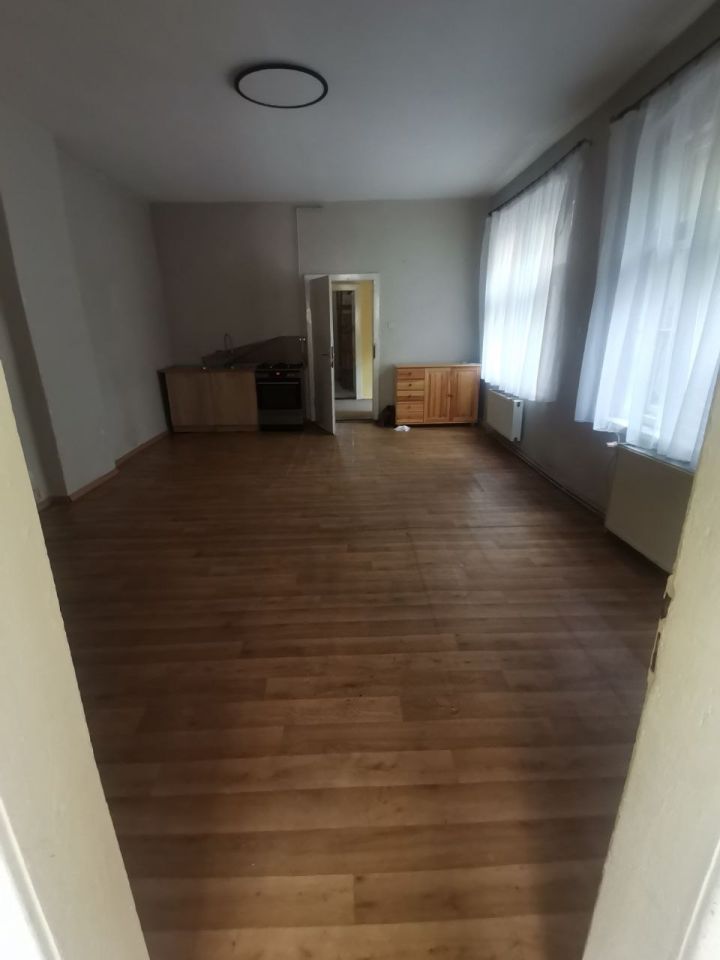 dom wolnostojący, 6 pokoi Jelenia Góra Centrum, ul. Powstańców Wielkopolskich. Zdjęcie 8