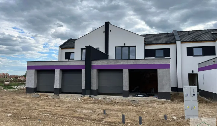 Mieszkanie 3-pokojowe Szczytniki