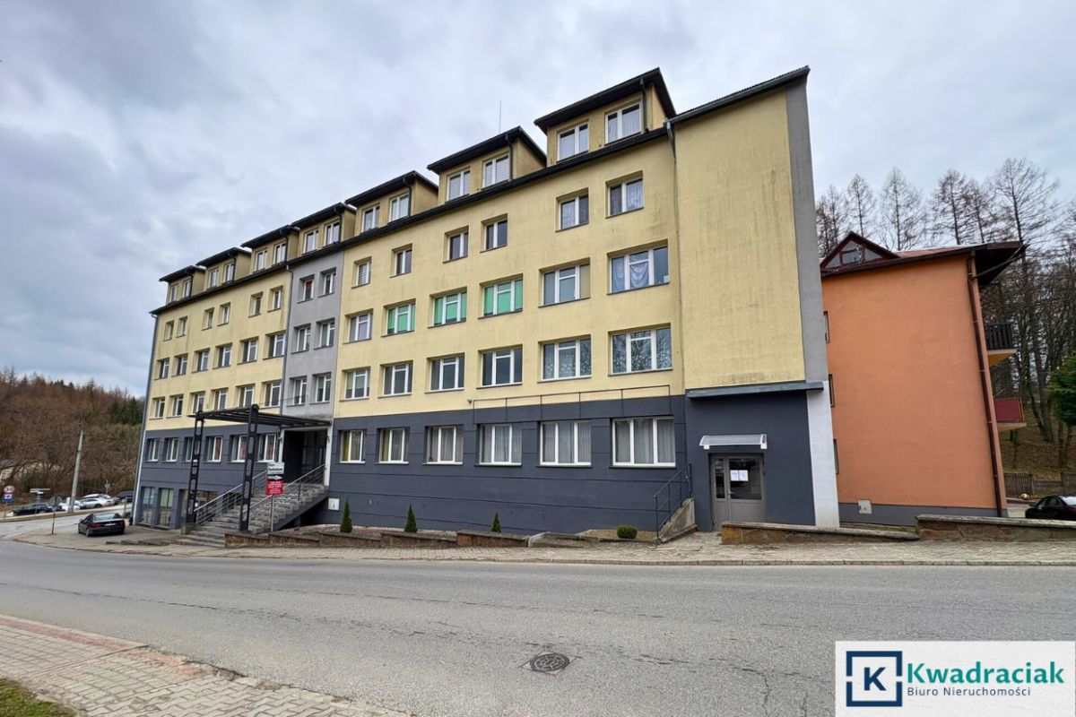 Lokal Lesko, ul. Moniuszki. Zdjęcie 5