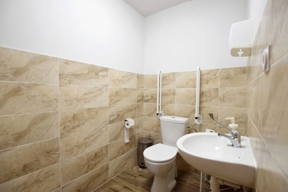 Lokal Łódź, ul. Powstańców Wielkopolskich. Zdjęcie 4