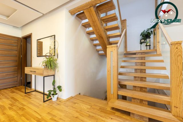 dom wolnostojący, 7 pokoi Czarny Dunajec. Zdjęcie 18