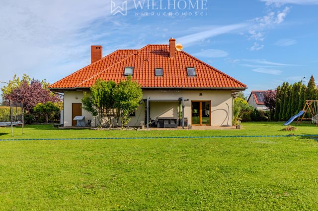 dom wolnostojący, 5 pokoi Strzelin, ul. Weteranów. Zdjęcie 16